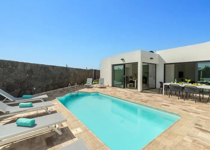 Mercedes Luz By Villa Playa Blanca (Lanzarote)