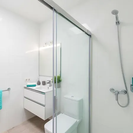 Mercedes Luz By Villa